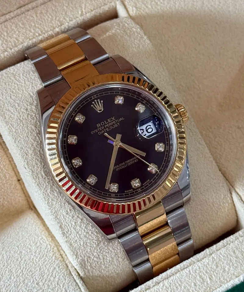 WATCH BUYER / Rolex Datejust Omega Speedmaster Cartier Santos Chopard