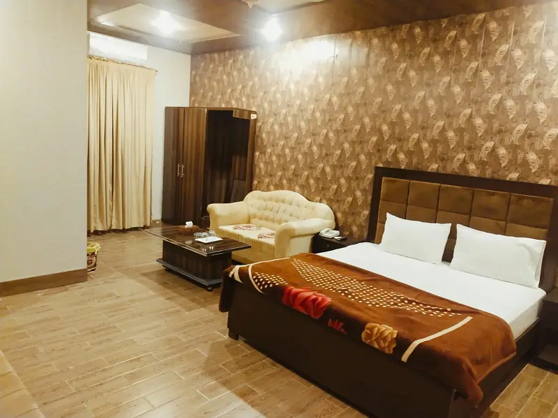 excutive furnished room daily basis rental