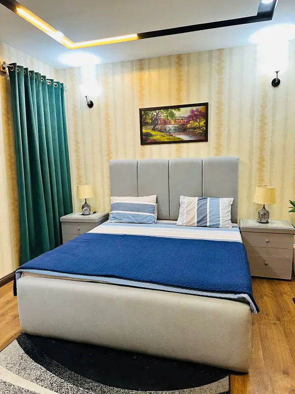 1.2. 3BHK furnished apartment available for deli basis short stay in I Islamabad