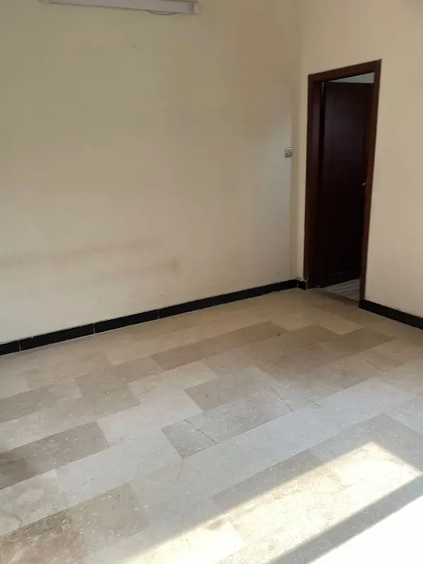 5.5 Marla Triple Storey House For Rent