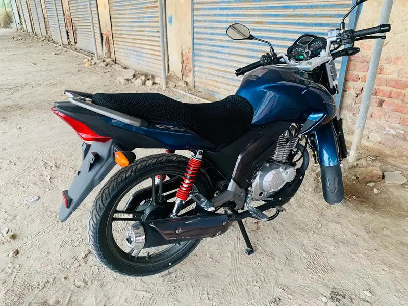 Suzuki GS-125 2025