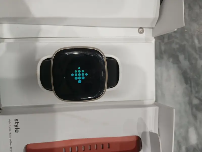 Fitbit versa 3 unisex