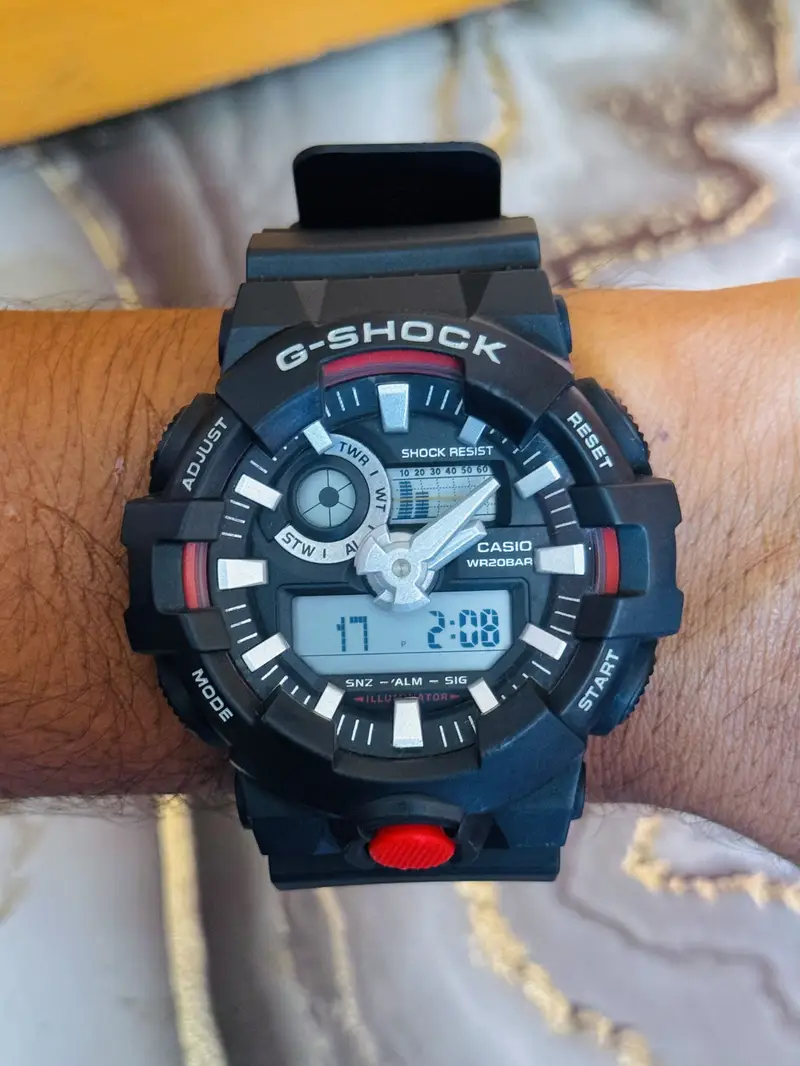 Casio G-Shock GA-700