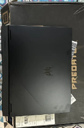 Acer Predator gaming Ultra 7-155H,16gb Ram 1tb Rtx4070 qhd 14.5 laptop
