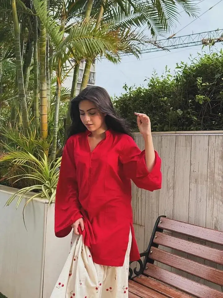 LAL PARI EMBROIDERD 2PC (Stitched suit)