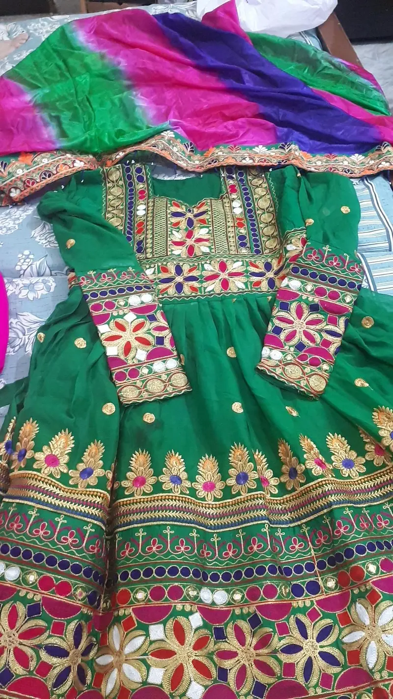 traditional dresss