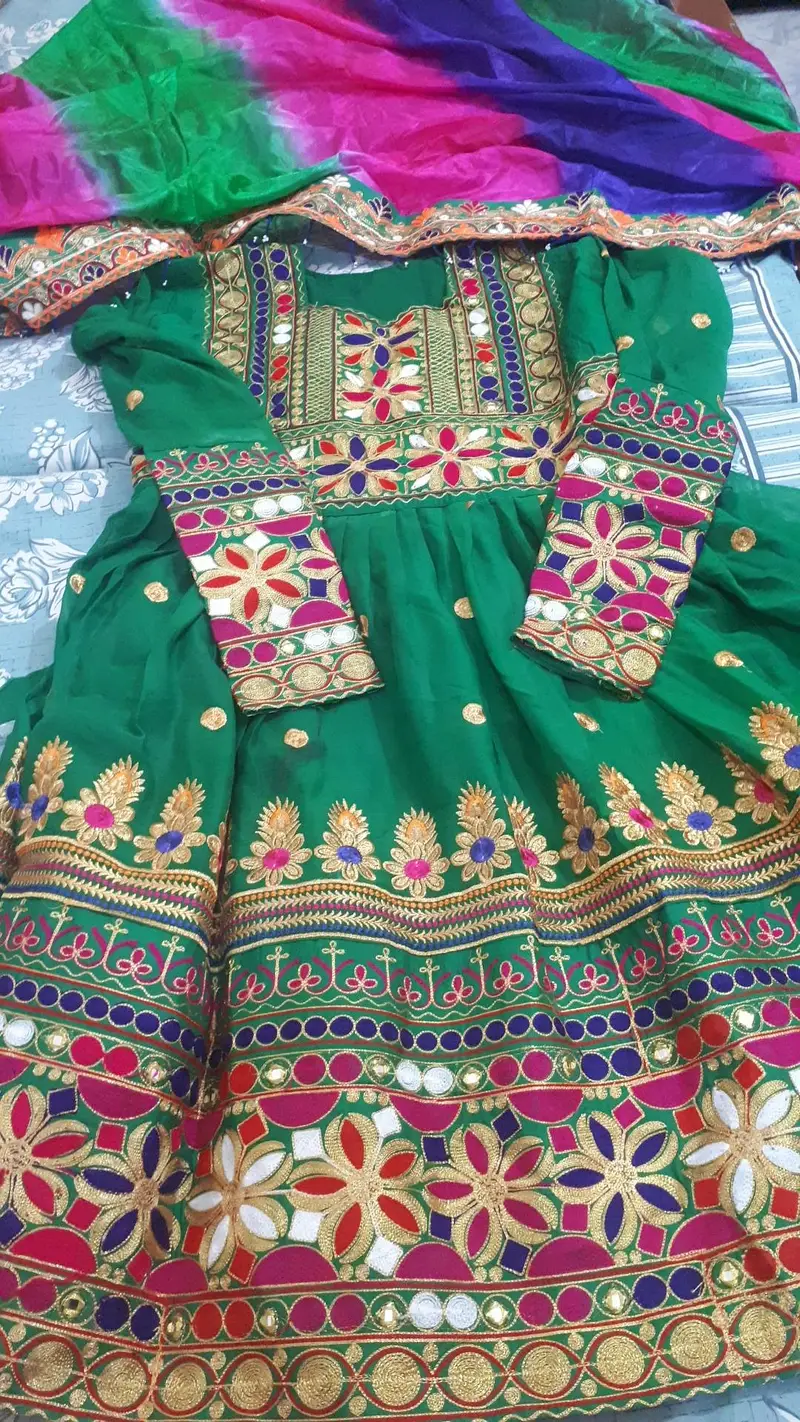 traditional dresss