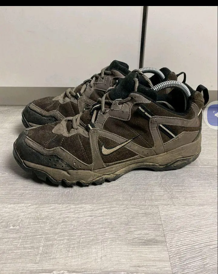 It is Nike Wmns bandolier 2 leather