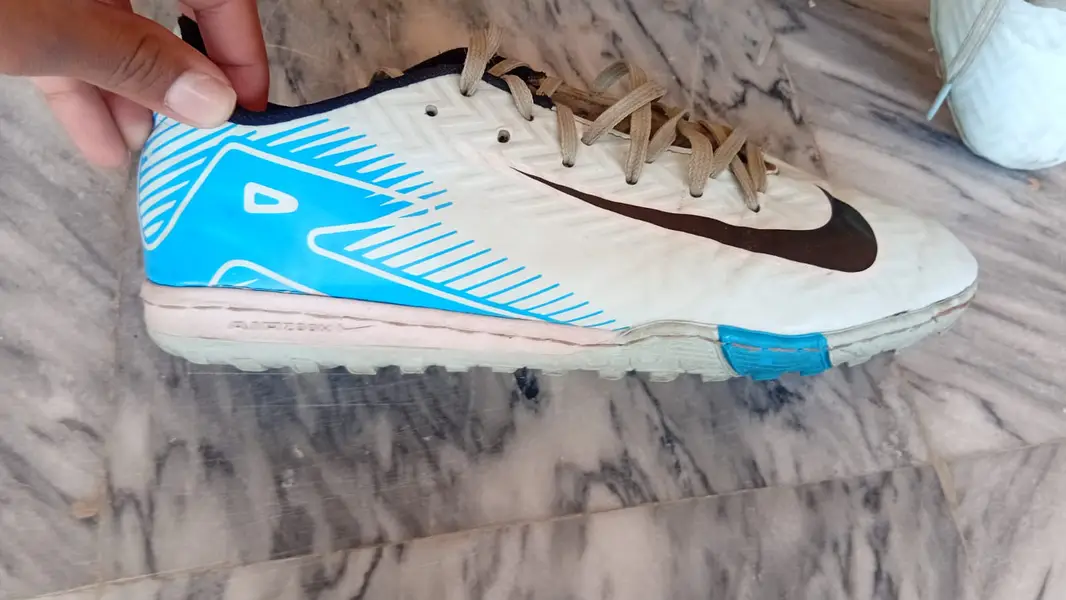 shoes / shoes for sell / men shoes / nike shoes