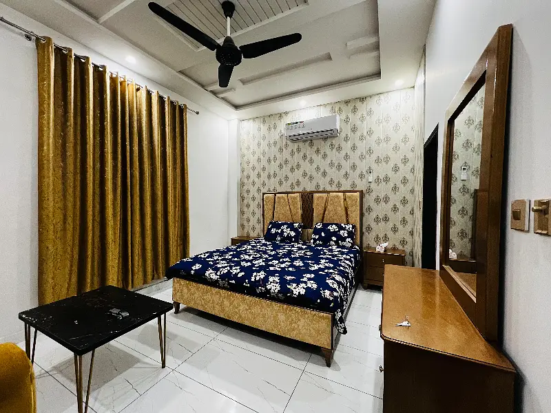 Supreme Apartments / Flat On Per Day in Gujranwala