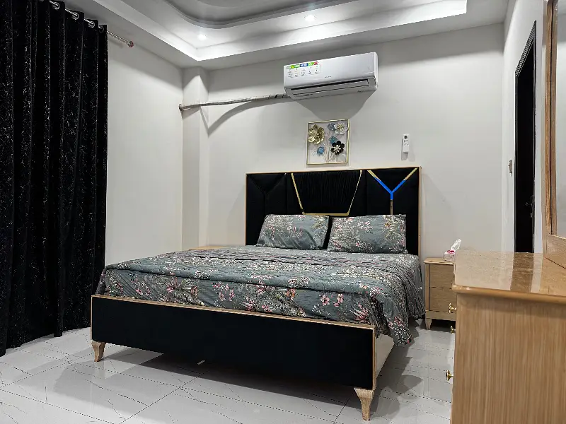 Supreme Apartments / Flat On Per Day in Gujranwala