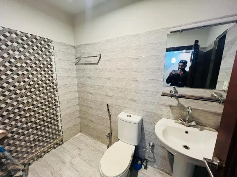 Daily basis furnished apartments available for rent in E11