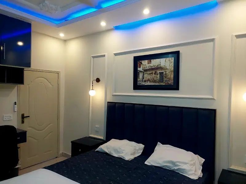 1BHK Fully Furnished Flat available For Rent In Block H-3 Johar Town Lahore