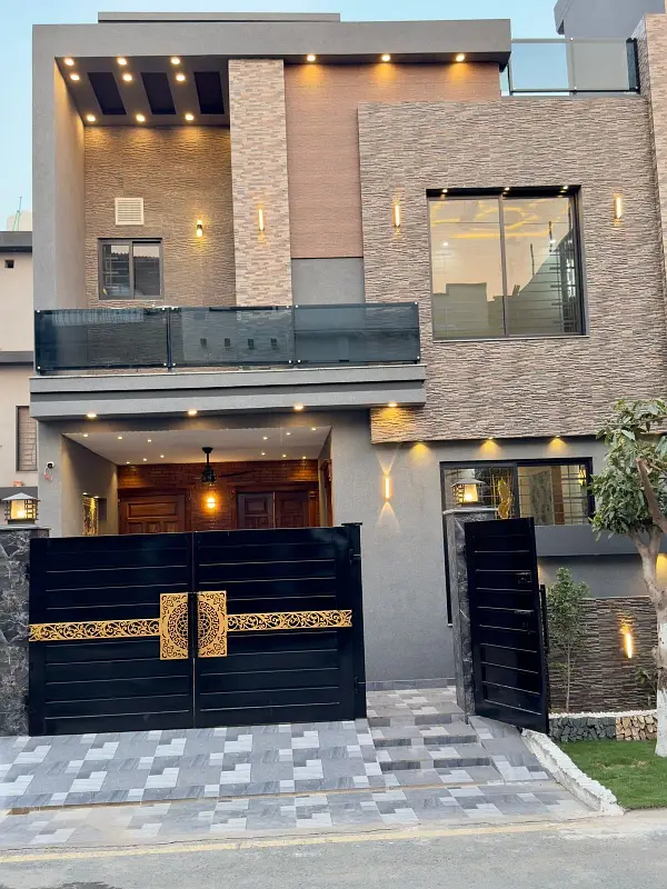 5 Marla House Available For Rent In Park View City Lahore