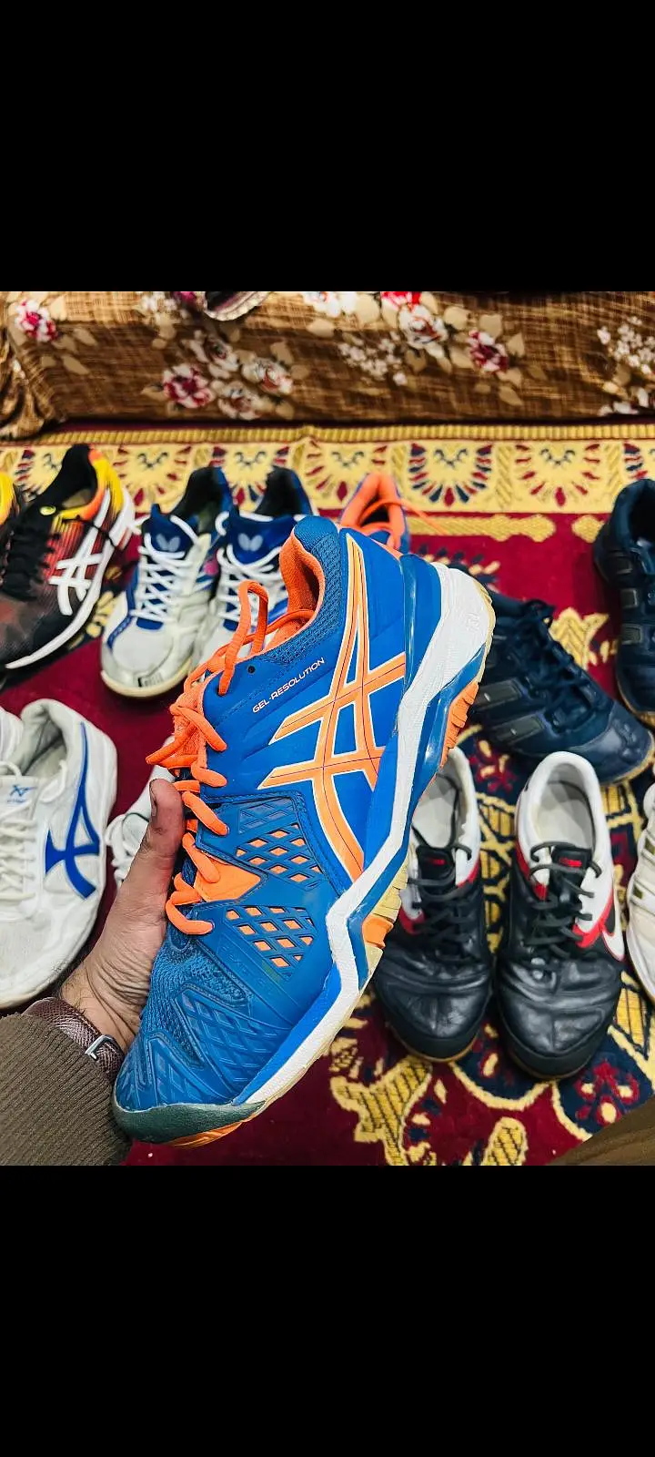 Men’s Lightweight Sports Shoes with Cushioned Sole