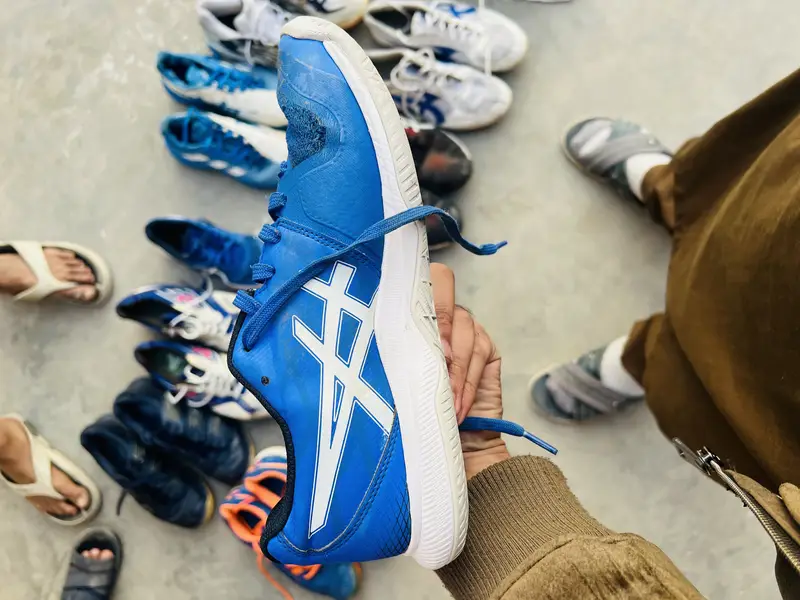 Men’s Lightweight Sports Shoes with Cushioned Sole