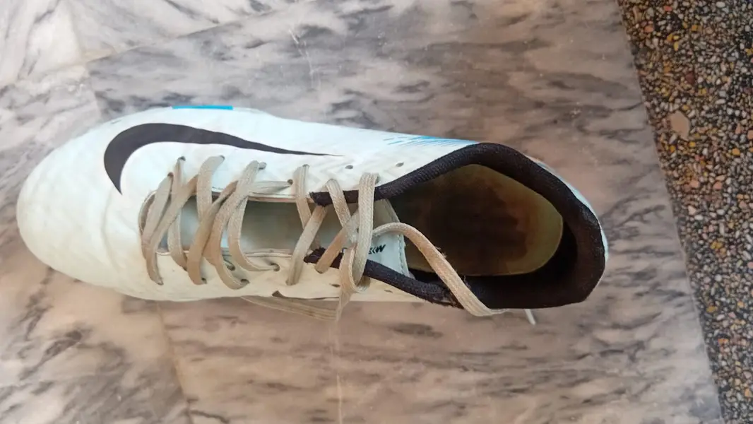 shoes / shoes for sell / men shoes / nike shoes