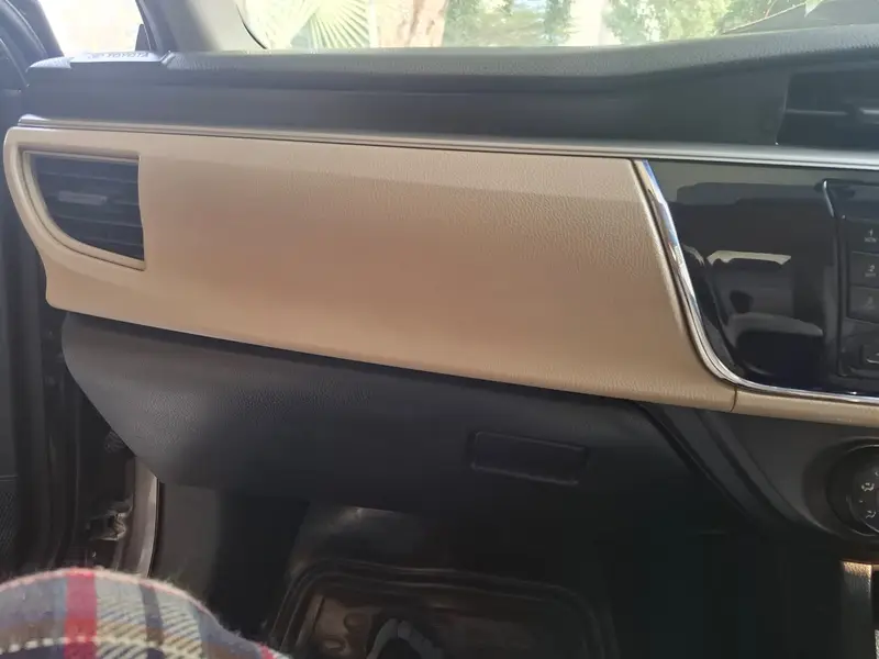 Toyota Corolla GLI Automatic 2016 / 2017 Total Geniune