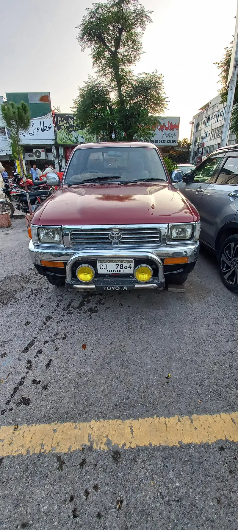 TOYOTA HILUX LN 107