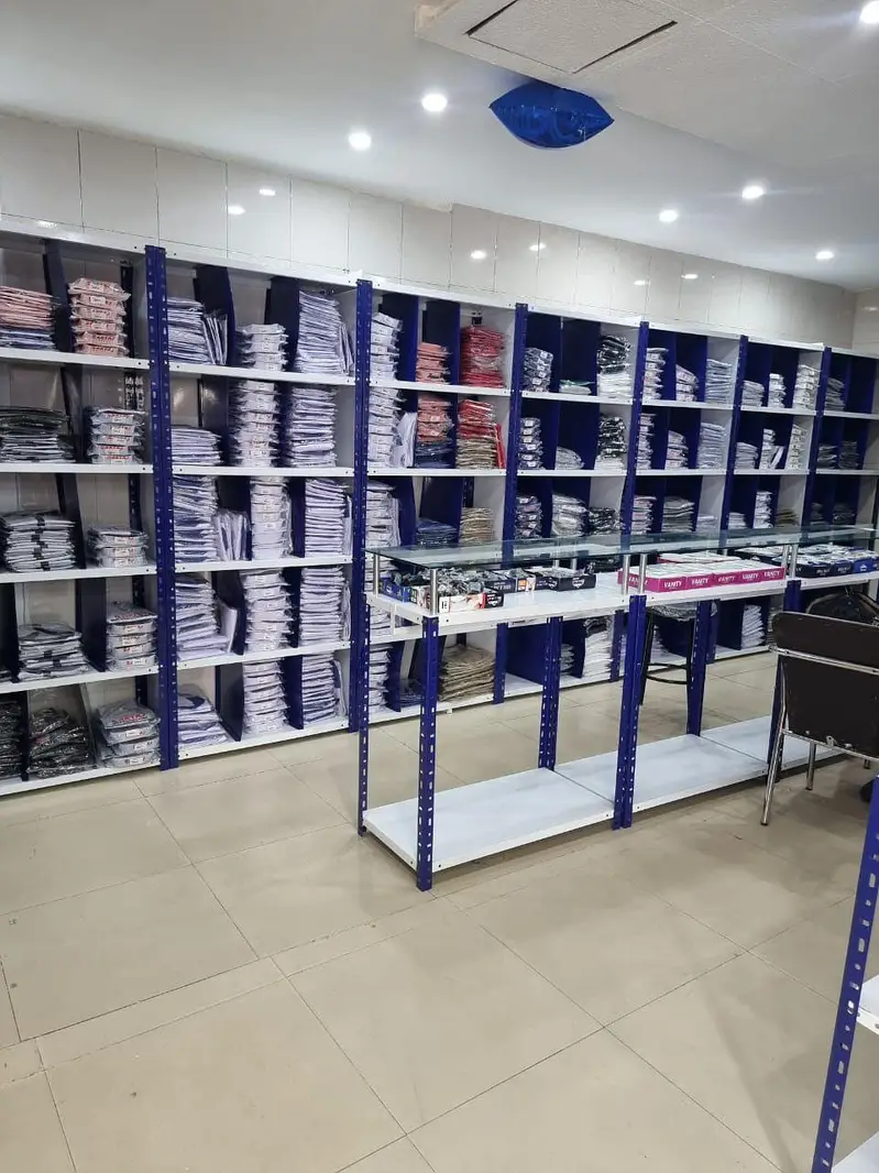 grocery store rack/ mart rack/ pharmacy rack