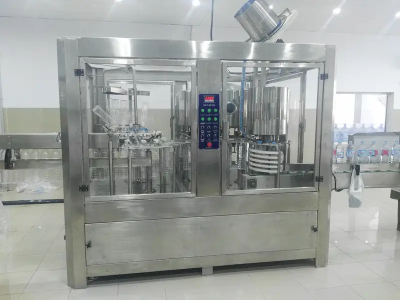 Full Automatic Bottle Filling Machine / Mineral Water Filling Plant