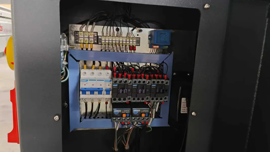 Sliding cutter panal saw 3200 automatic\Wood Sheet Sliding Cutter