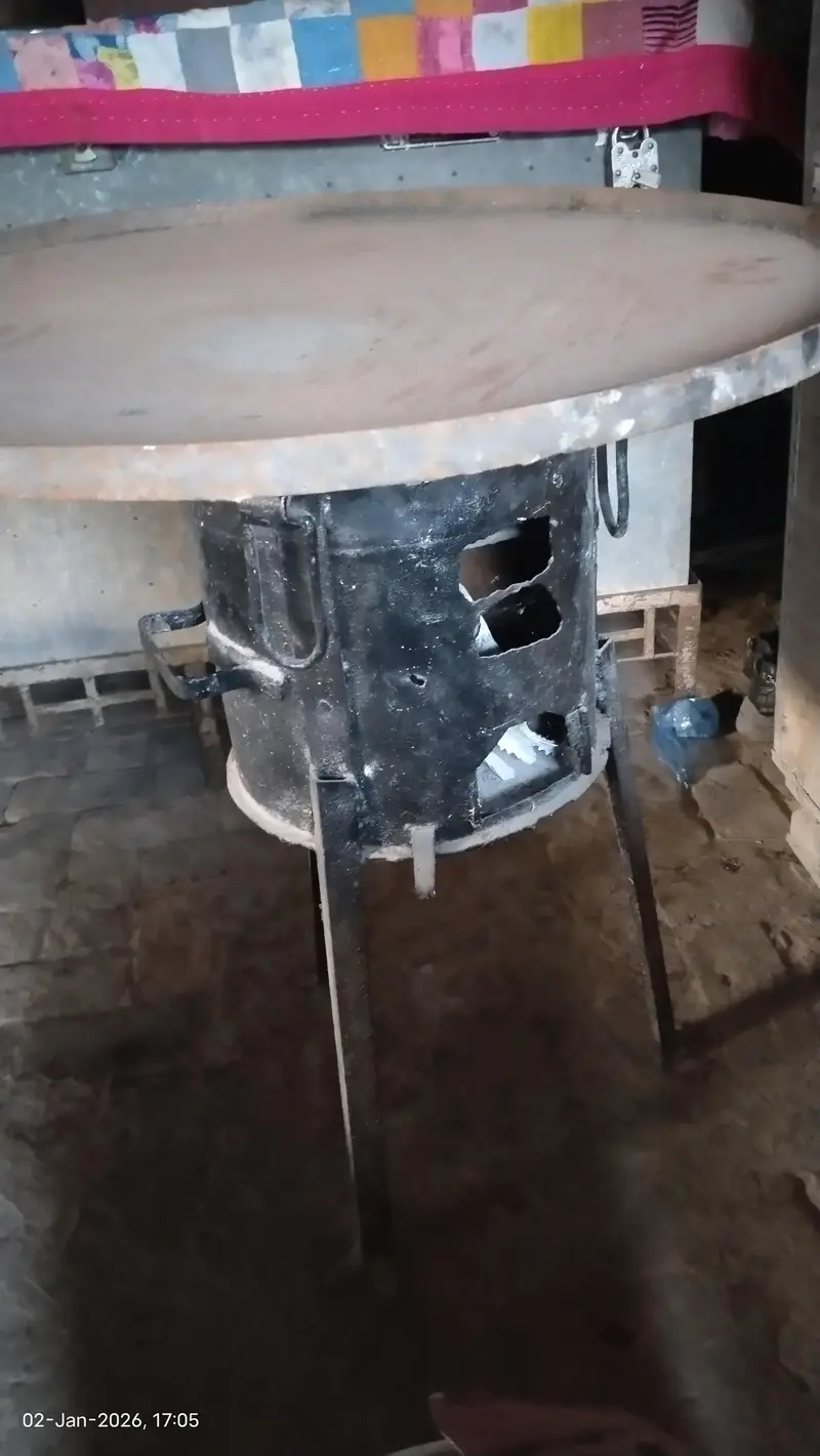 puratha tawa and stand