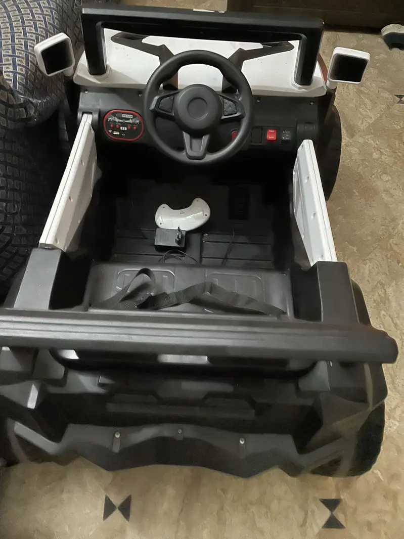 Kids jeep