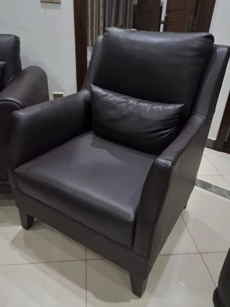 Sofa set,leather sofa, 6 Seater sofa,Sofa urgent sale,Leatherette sofa