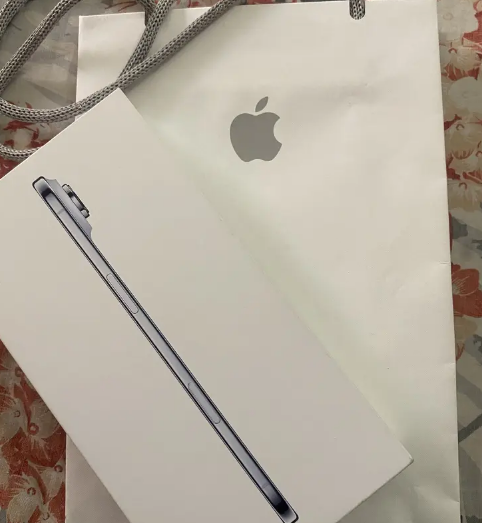 iPhone 17 Air 256GB Sky Blue - Brand New Box Pack | Apple Warranty