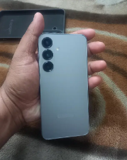 Samsung Galaxy S25 (12Gb/512Gb) Brand New - Ash Grey - 11 Months Warra