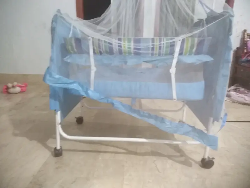 Baby swing bed for 1 to 4 years kids
