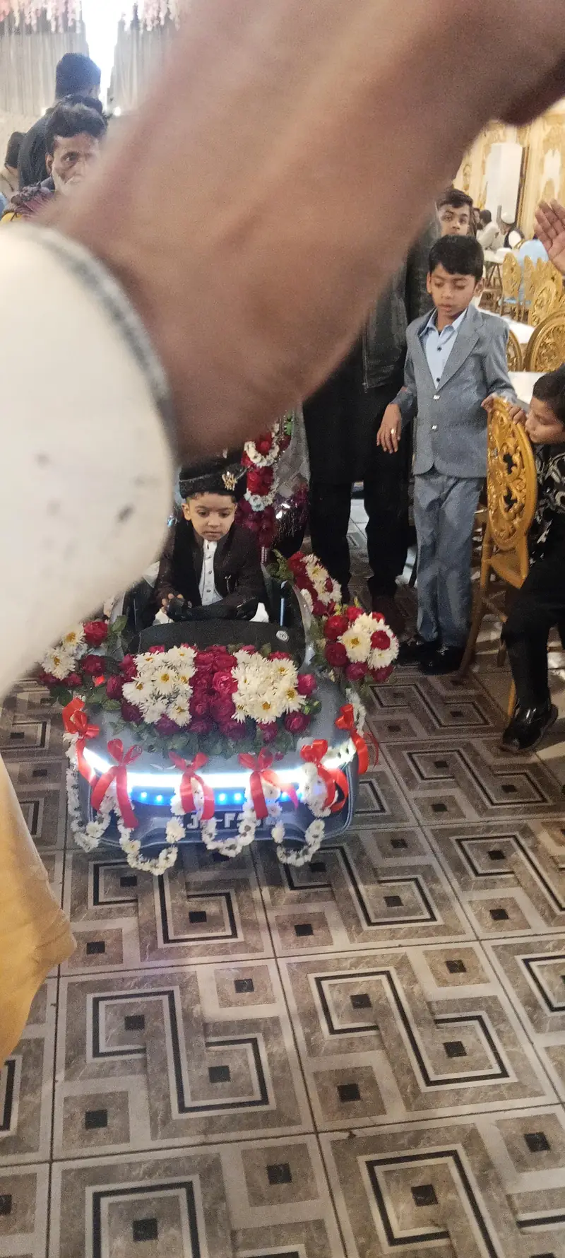 birthday event k Liye rabta Karen full package Bhi hai