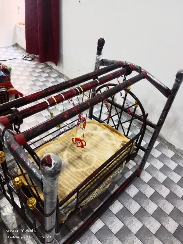 Cradle swing for sale