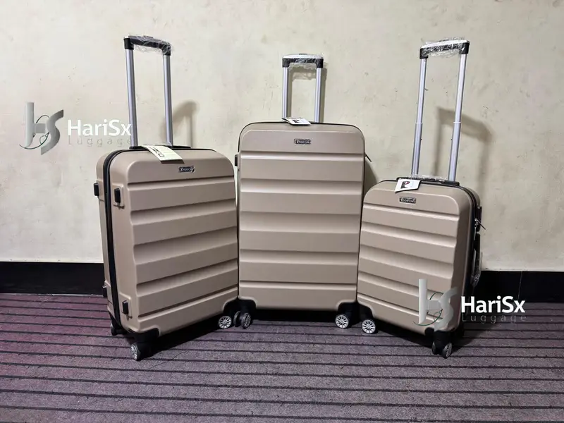 Luggage bags/ travel suitcases/ trolley bags/ travel trolley/ attachi