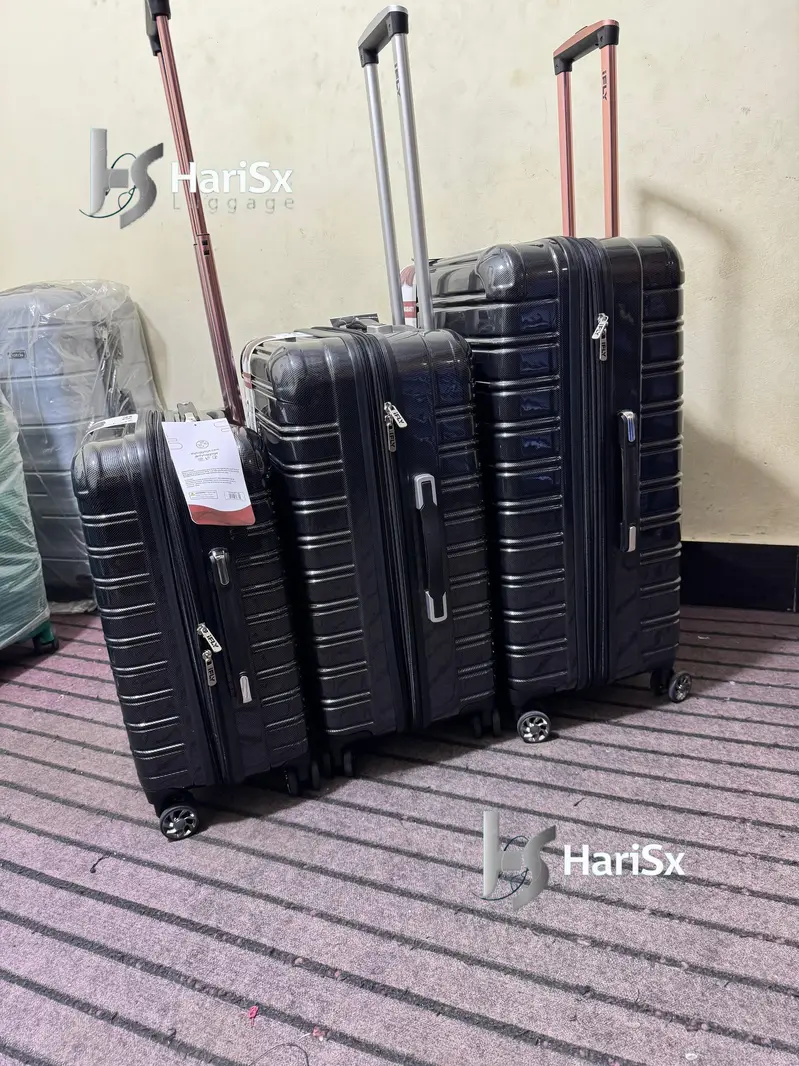 Luggage bags/ travel suitcases/ trolley bags/ travel trolley/ attachi