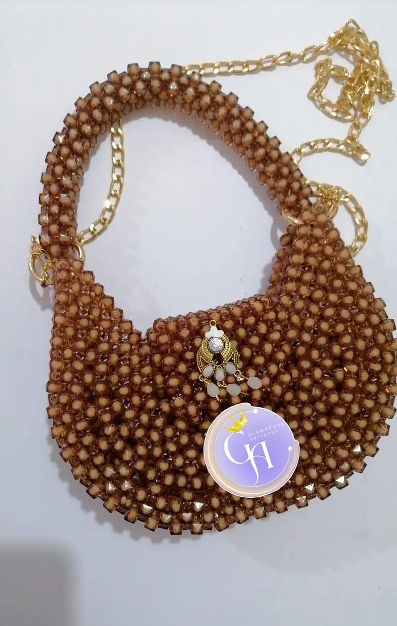 Handmade Elegant Ladies Bags – Stylish Designer Handbags | Best Price