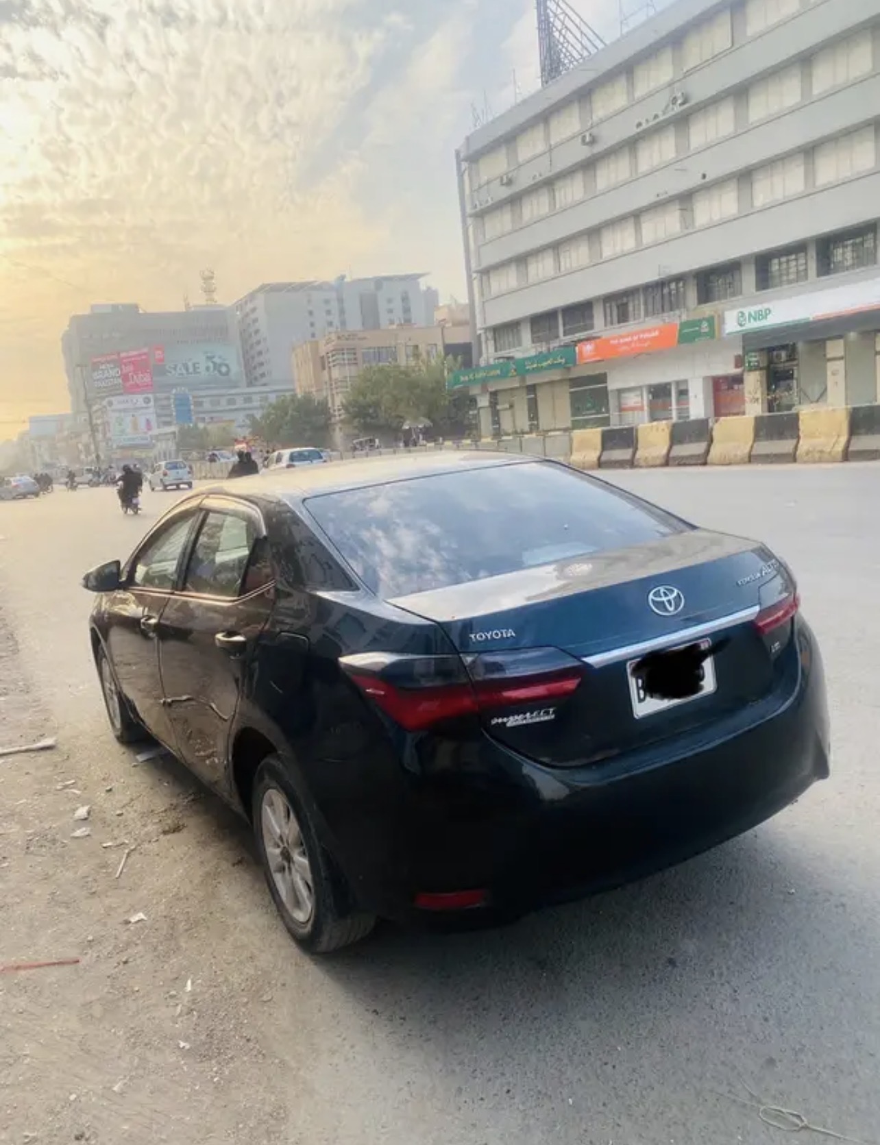 TOYOTA COROLLA ALTIS 1.6 MODEL 2016