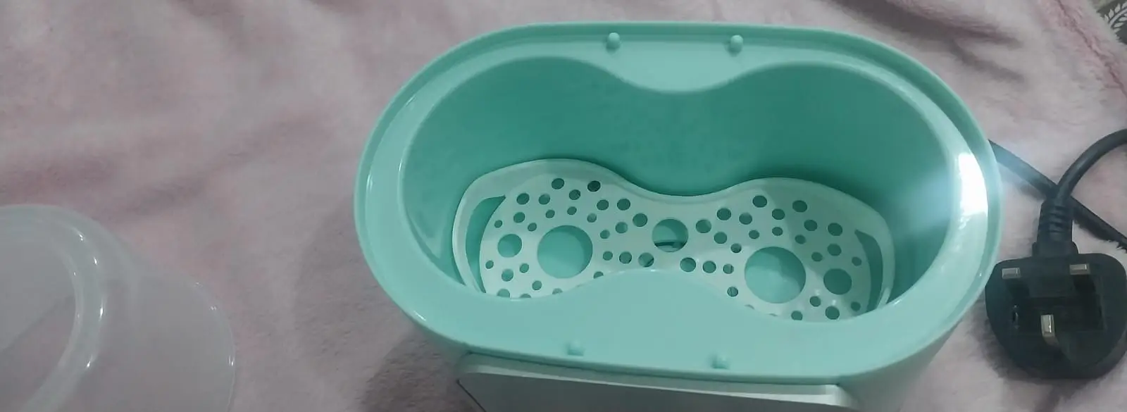 Imported UAE Branded Feeder Warmer