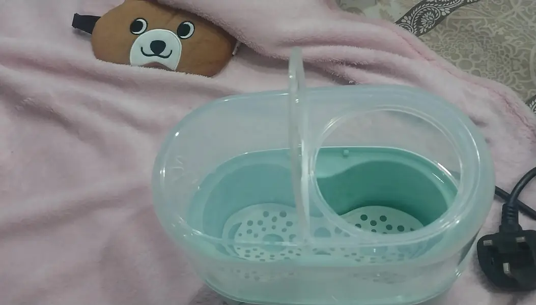 Imported UAE Branded Feeder Warmer