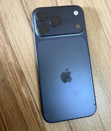 iPhone 17 Pro Max – 256GB – Blue – Like New