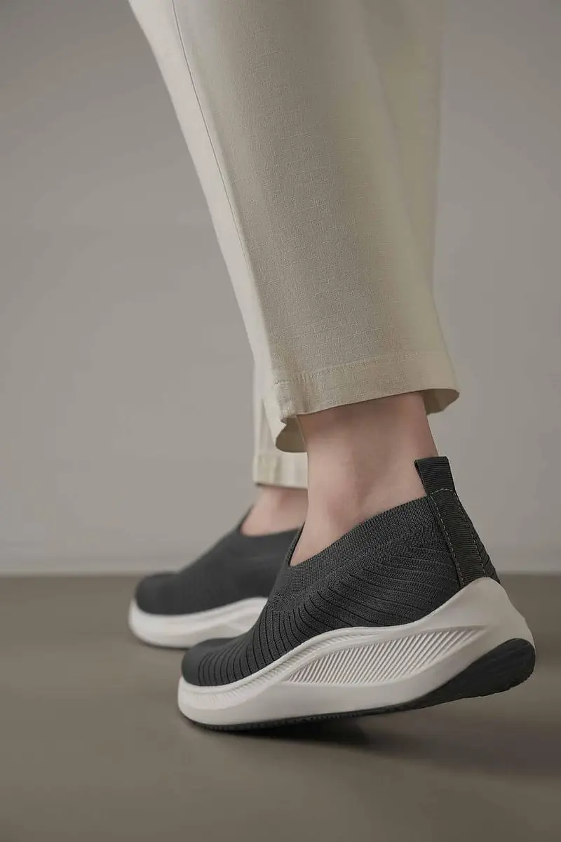 6276_Skecher-Grey(free Delivery)