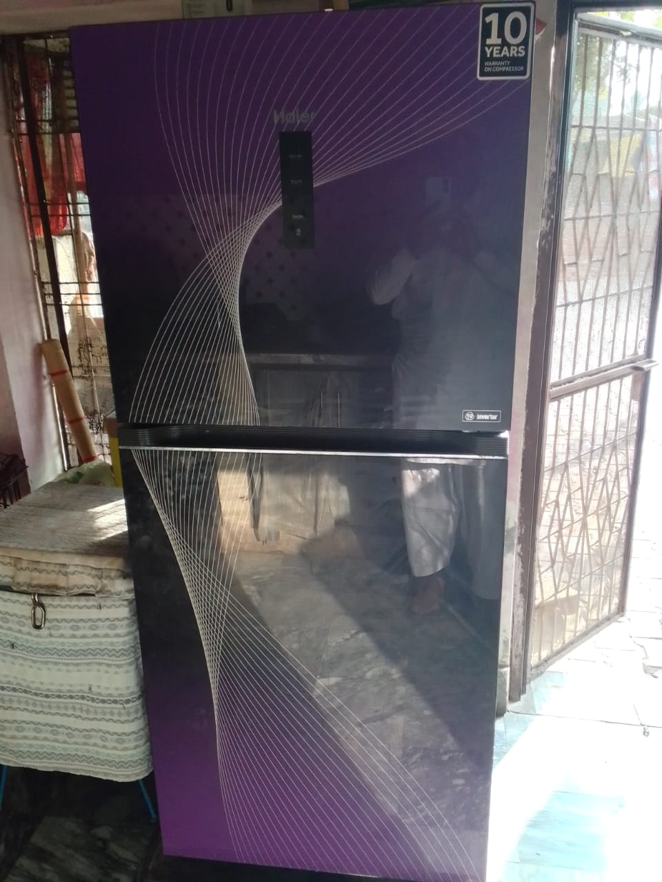 Full Size Fridge for sell condition 10/10