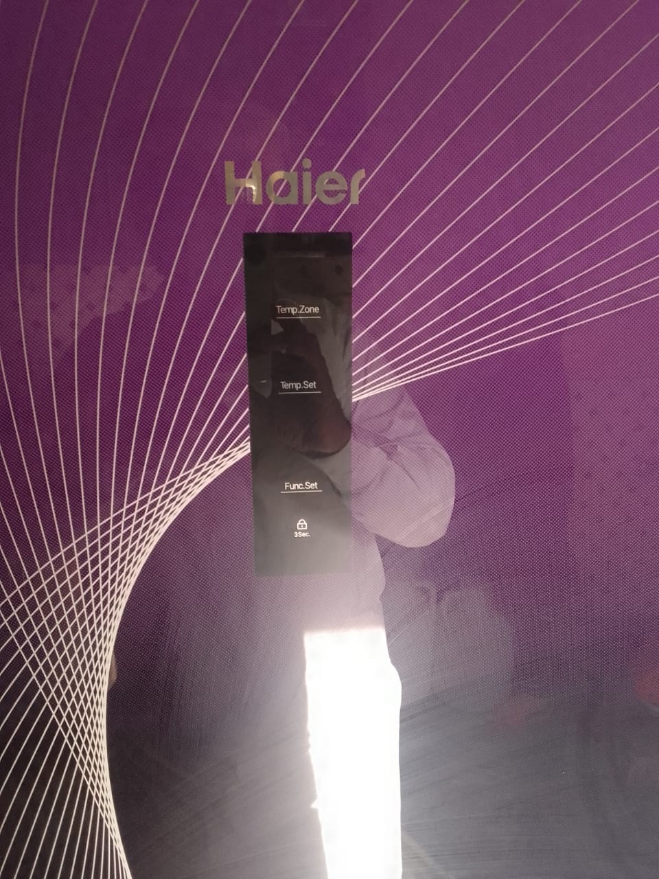 Full Size Fridge for sell condition 10/10