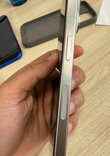 iPhone 15 Pro - 128gb - JV - 10/10 Body