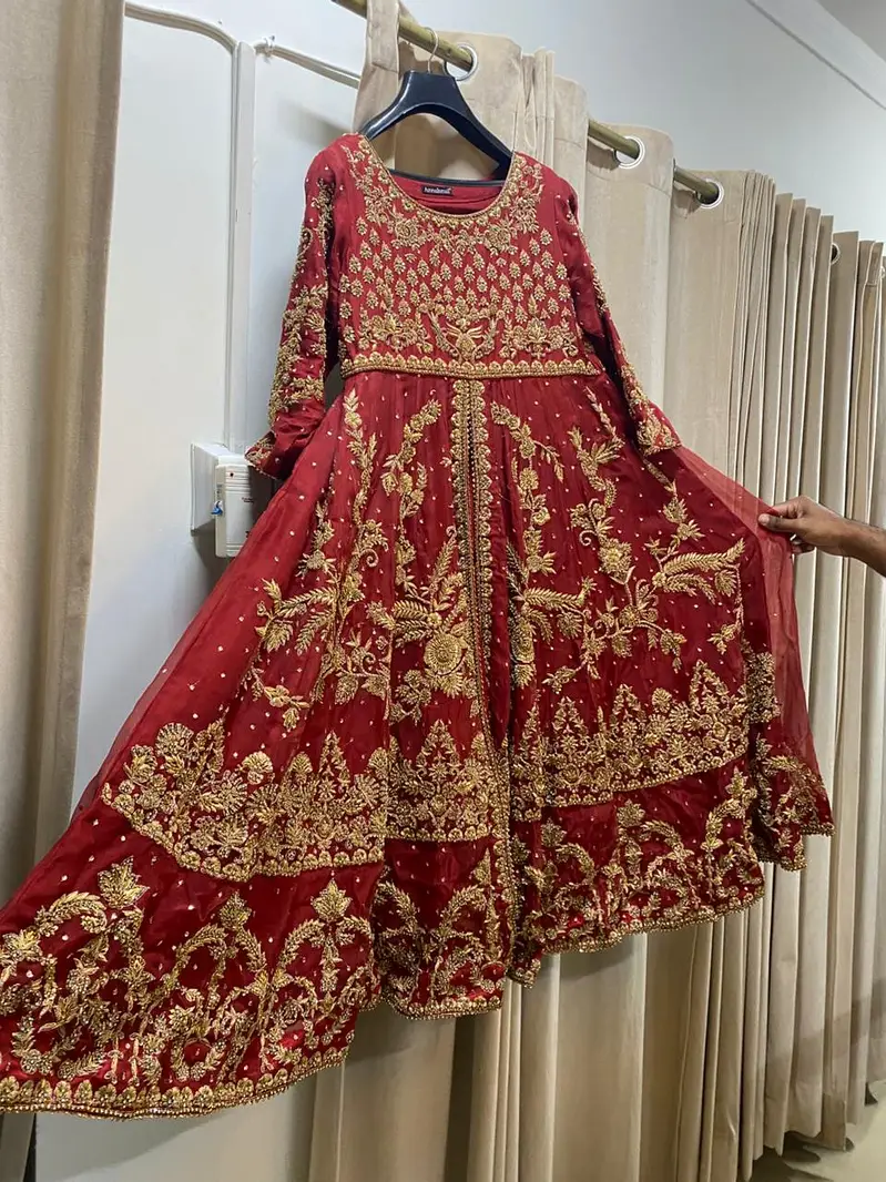 bridal lehanga/bridal dress/lehanga/barat dress/ walima dress