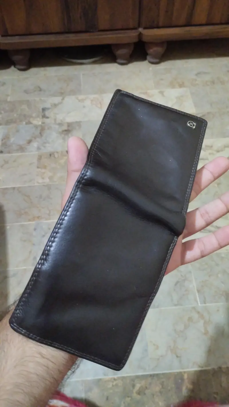 premium imported Mens wallet in high quality