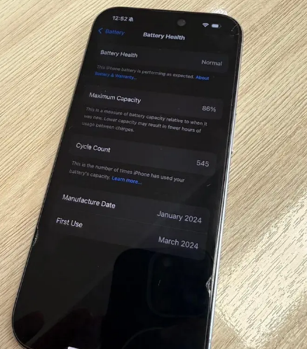 iPhone 15 Pro - 128gb - JV - 10/10 Body