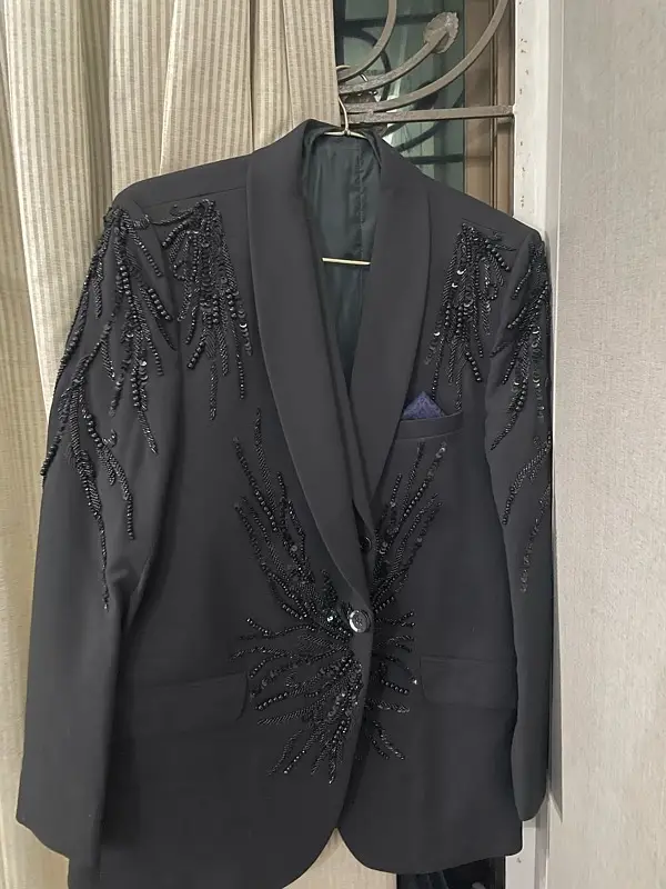 sherwani/ wedding dress / grooms sherwani / sherwani available