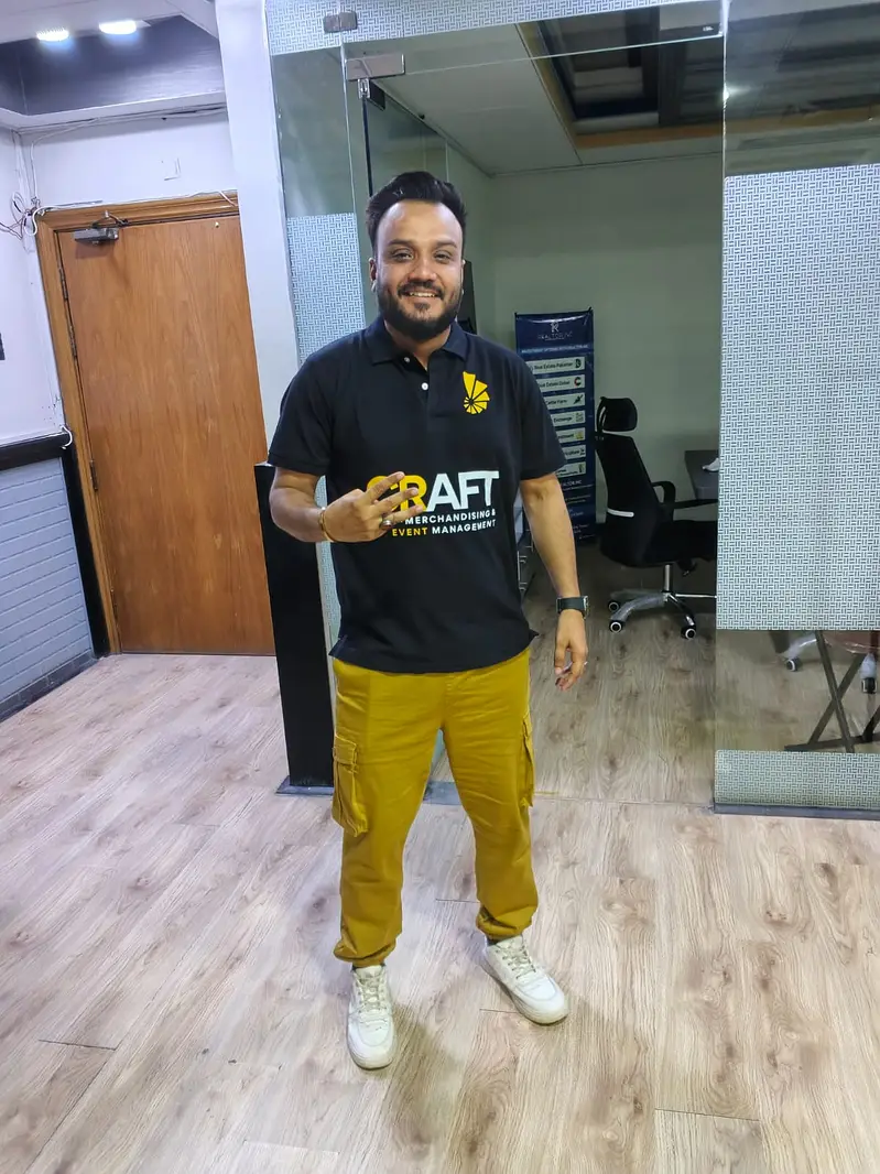 Customized Polo T-Shirt Uniform with Logo | Staff Wear uniform